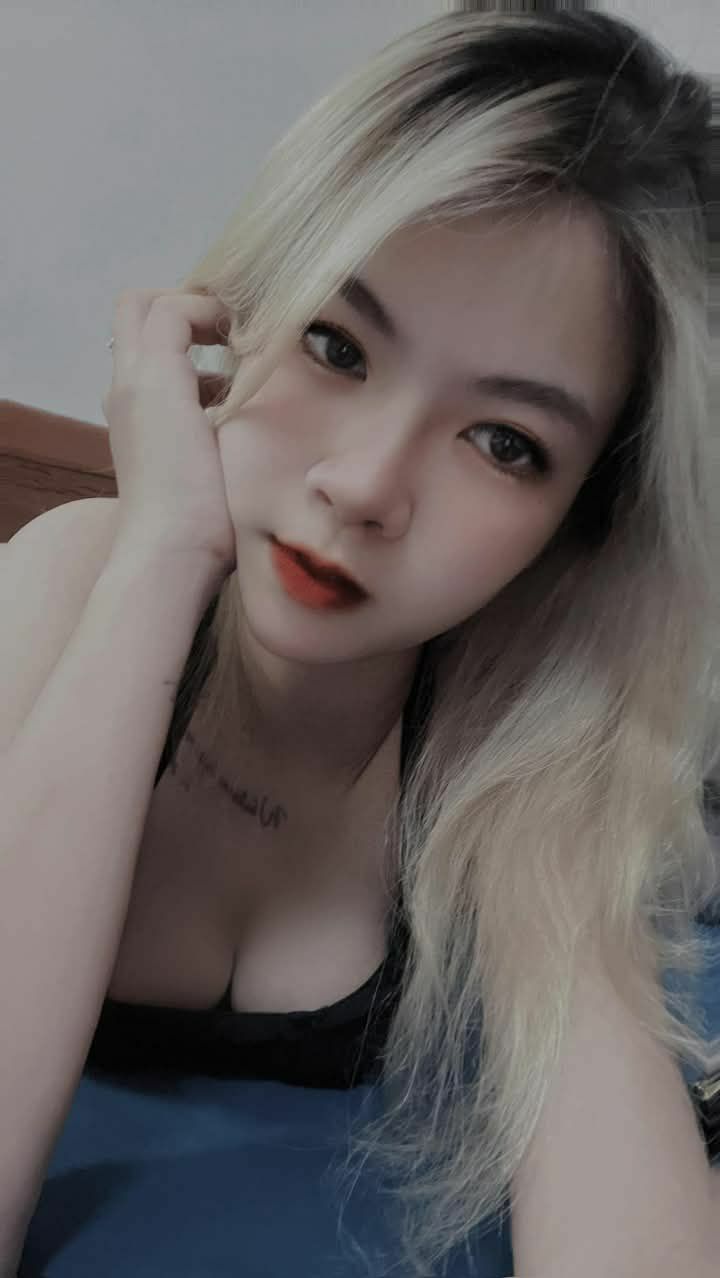 SQIS-041,SQIS-041 Lesbian Psycho 3 Lưỡi phụ nữ bị đốt cháy
